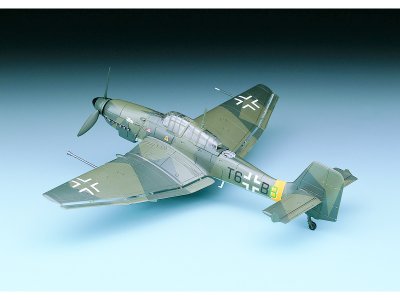 Academy 12450 JU87G-1 STUKA
