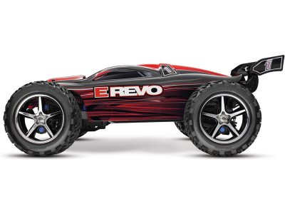 Traxxas E-Revo 1:10 TQi RTR bez karosérie a aku.