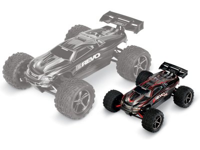 Traxxas E-Revo 1:10 TQi RTR bez karosérie a aku.