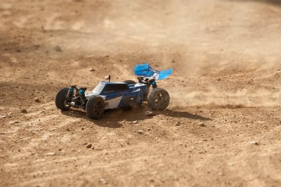 LRP S10 Blast BX 2 BRUSHLESS RTR - 1/10 Buggy s 2,4GHz RC soupravou