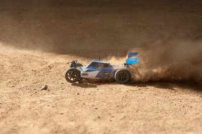 LRP S10 Blast BX 2 BRUSHLESS RTR - 1/10 Buggy s 2,4GHz RC soupravou