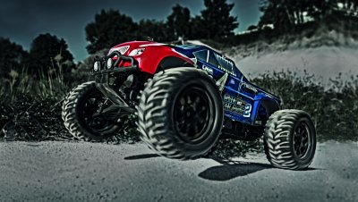 LRP S10 Blast MT 2 RTR - 1/10 Monster Truck s 2,4GHz RC soupravou