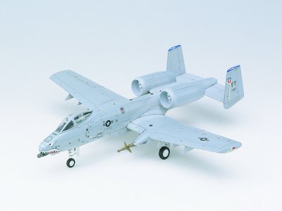 Academy Fairchild A-10A Válka v zálivu (1:72)