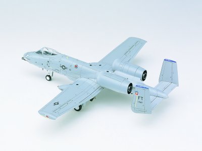 Academy Fairchild A-10A Válka v zálivu (1:72)