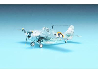 Academy 12451 F4F-4 Wildcat