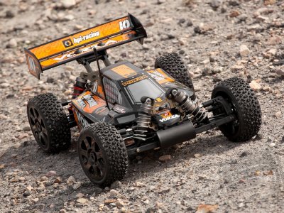 Vorza Flux HP 1/8 Brushless Buggy s 2,4GHz RC soupravou