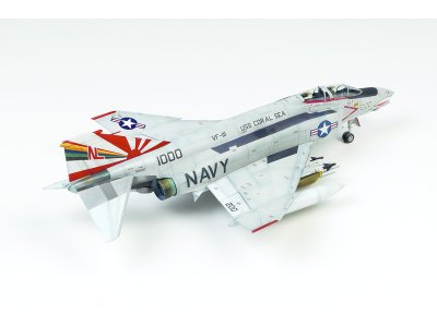 Academy F-4B VF111