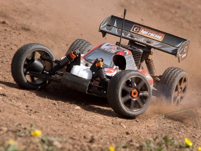 TROPHY 3,5 Buggy RTR s 2,4GHz RC soupravou