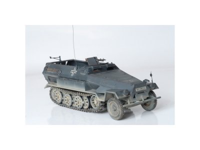 Zvezda 3572 Sd.Kfz.251/1
