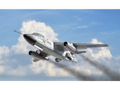 Italeri 1375 RB-66B 1:72