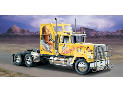 Italeri 3820 American truck