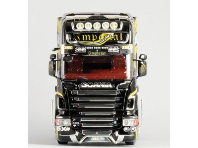 Italeri 3883 Scania R/730V8
