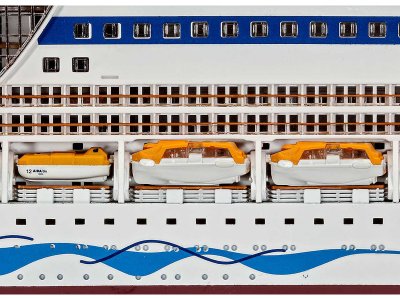 Revell 05230 AIDAblu 1/400