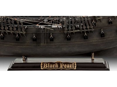 Revell 05699 Černá Perla 1:72
