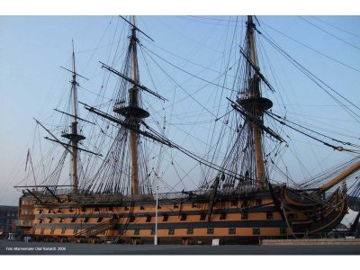 Revell 05819 HMS Victory 1/450