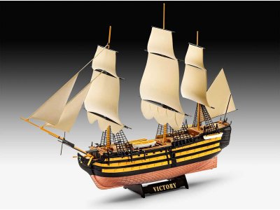 Revell 05819 HMS Victory 1/450