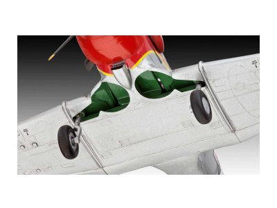 Revell T-6 G Texan (1:72)