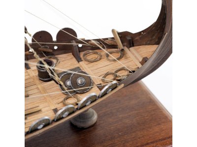 AMATI Oseberg vikingská loď 1:50 kit