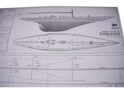 AMATI Endeavour plachetnice 1934 1:80 kit