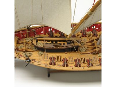 AMATI Sciabecco pirátská loď 1753 1:60 kit