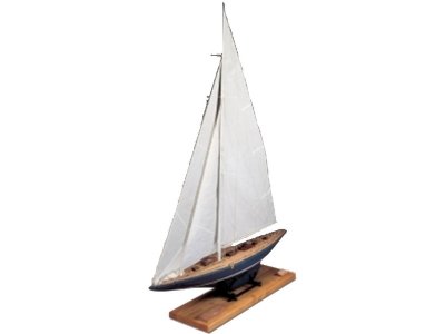 AMATI Endeavour plachetnice 1934 1:35 kit