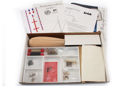 AMATI Galeóna 1:135 First step kit