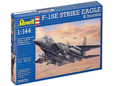 Revell F-15E Strike Eagle s bombami 1:144