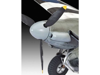 Revell 04758 Mosquito 1:32