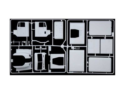 Italeri 3925 Freightliner FLD