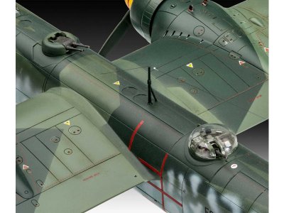 Revell 03913 Heinkel He177 A-5