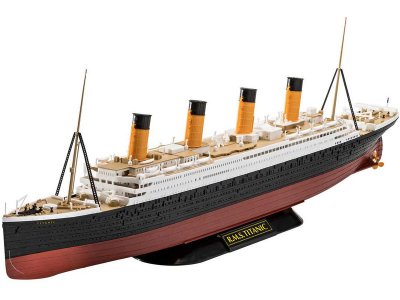 Revell 05498 RMS Titanic 1:600