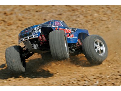 Traxxas Nitro T-Maxx 3.3 1:8 TQi Bluetooth RTR červený