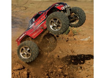 Traxxas Nitro T-Maxx 3.3 1:8 TQi Bluetooth RTR červený