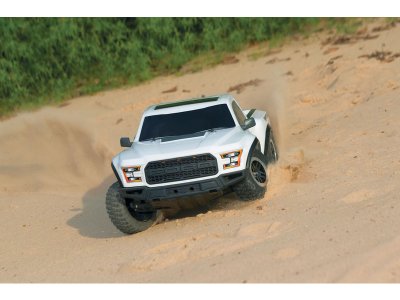 Traxxas Ford F-150 SVT Raptor 2017 1:10 RTR Fox