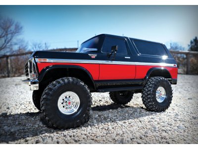 Traxxas TRX-4 Ford Bronco 1:10 TQi RTR červené