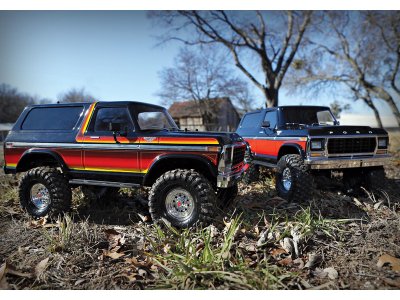 Traxxas TRX-4 Ford Bronco 1:10 TQi RTR červené