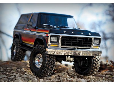 Traxxas TRX-4 Ford Bronco 1:10 TQi RTR červené