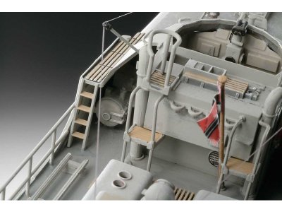 Revell 05162 Lürssen S-100 Cla