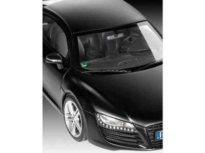 Revell 07057 Audi R8 black 1/2