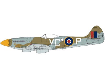 Airfix 05135 Spitfire FR MkXIV