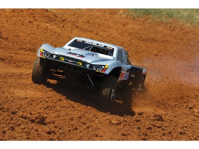 Traxxas Nitro Slayer 1:8 TQi RTR červený