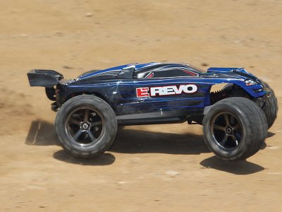 Traxxas E-Revo 1:16 RTR oranžové