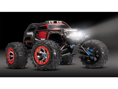 Traxxas Summit 1:8 TQi RTR oranžový