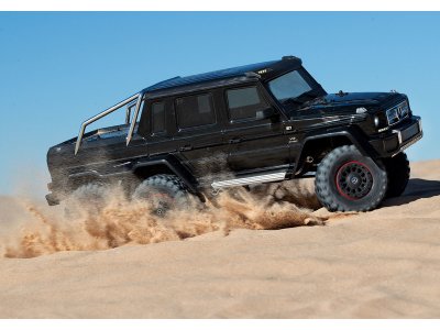 Traxxas TRX-6 Mercedes G 63 6x6 1:10 TQi RTR černý