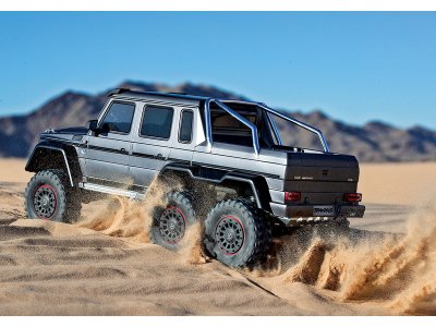 Traxxas TRX-6 Mercedes G 63 6x6 1:10 TQi RTR tmavě šedá metalíza