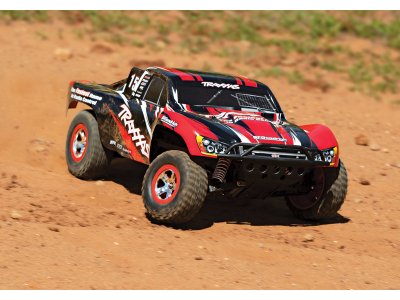 Traxxas Slash 1:10 RTR červený