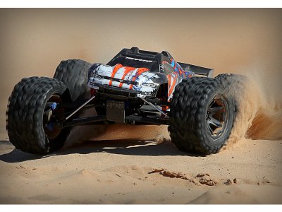 Traxxas E-Revo 1:8 VXL RTR modré