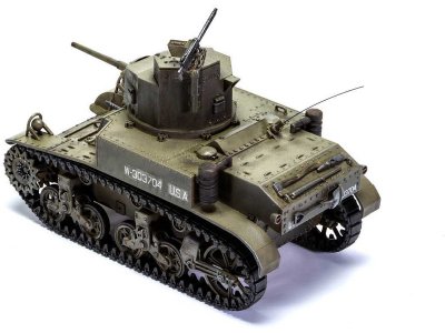 Airfix M3 Stuart, Honey (British Version) (1:35)