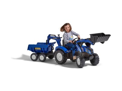 FALK - Šlapací traktor New Holland T8 s nakladačem, rypadlem a maxi vlečkou