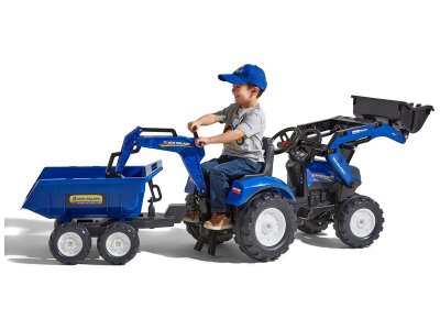 FALK - Šlapací traktor New Holland T8 s nakladačem, rypadlem a maxi vlečkou